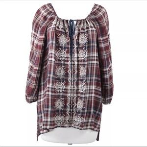 Johnny was embroidered blouse